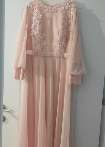 Pudra Pembe Nakışlı Uzun Kollu Abiye Elbise
