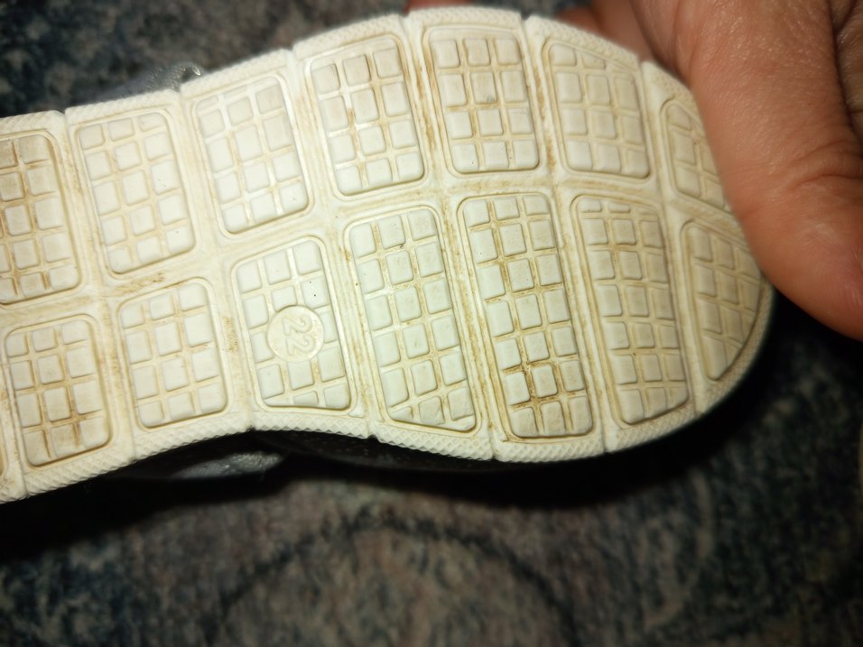 Gri Cırt Cırtlı Kız Çocuk Terlik - Görsel 3