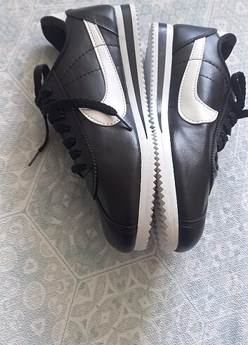Unisex spor ayakkabı 