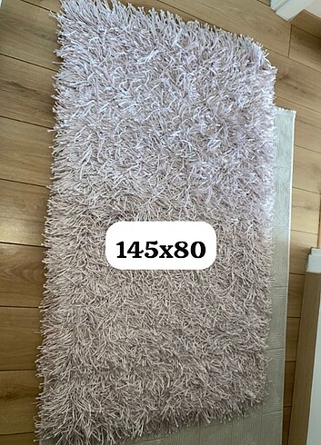 Saçaklı halı