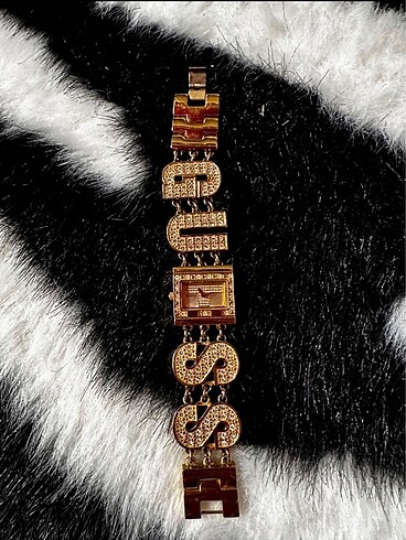 Guess saat