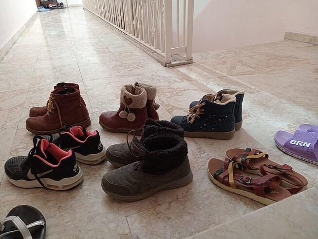 36 Beden Nike spor ayakkabı