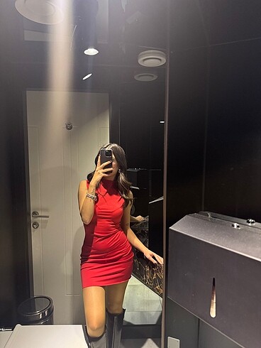 xs Beden hm kırmızı kısa elbise