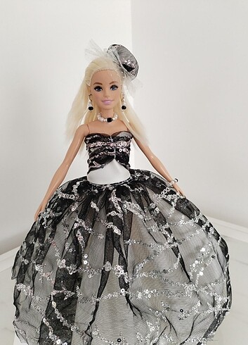 Barbie 5 set barbie uyumlu elbise gardırop ayna sehpa