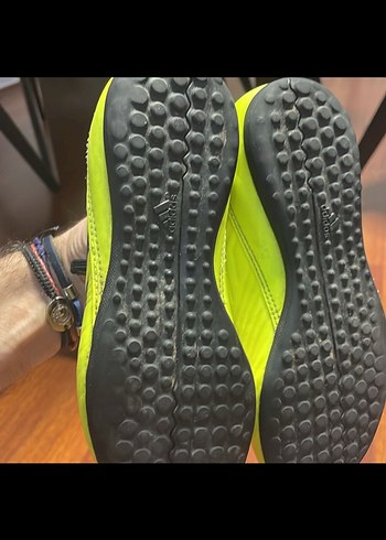 31 Beden sarı Renk Adidas çocuk kramponu