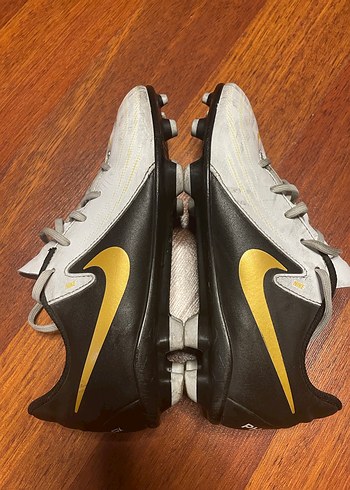 Nike Beyaz Gri Erkek Futbol Ayakkabısı - Görsel 3