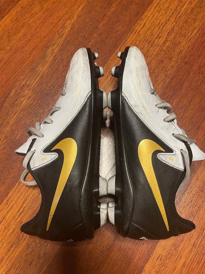 Nike Beyaz Gri Erkek Futbol Ayakkabısı - Görsel 3