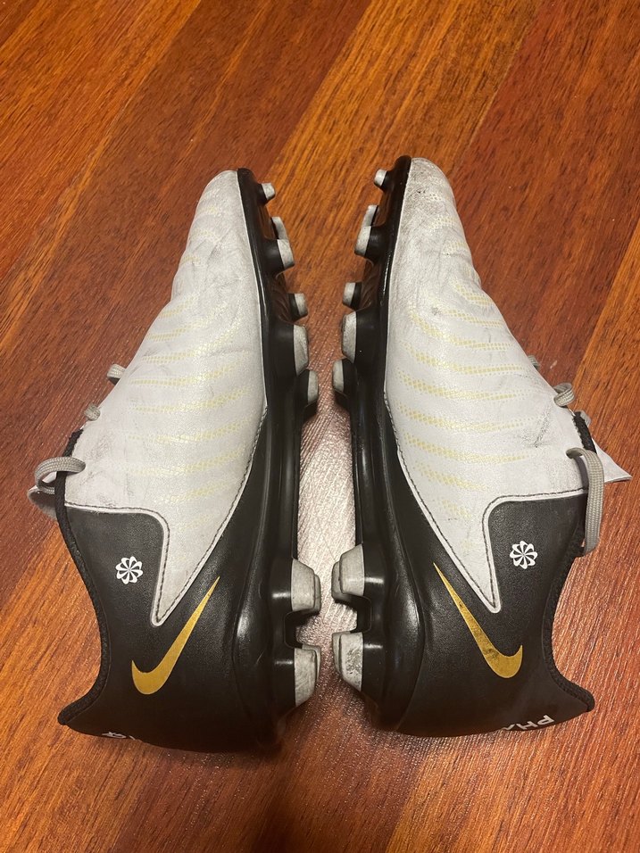 Nike Beyaz Gri Erkek Futbol Ayakkabısı - Görsel 4