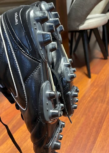 Nike Tiempo Krampon - Görsel 3