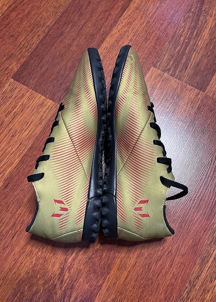 Adidas halı saha kramponu - Görsel 5