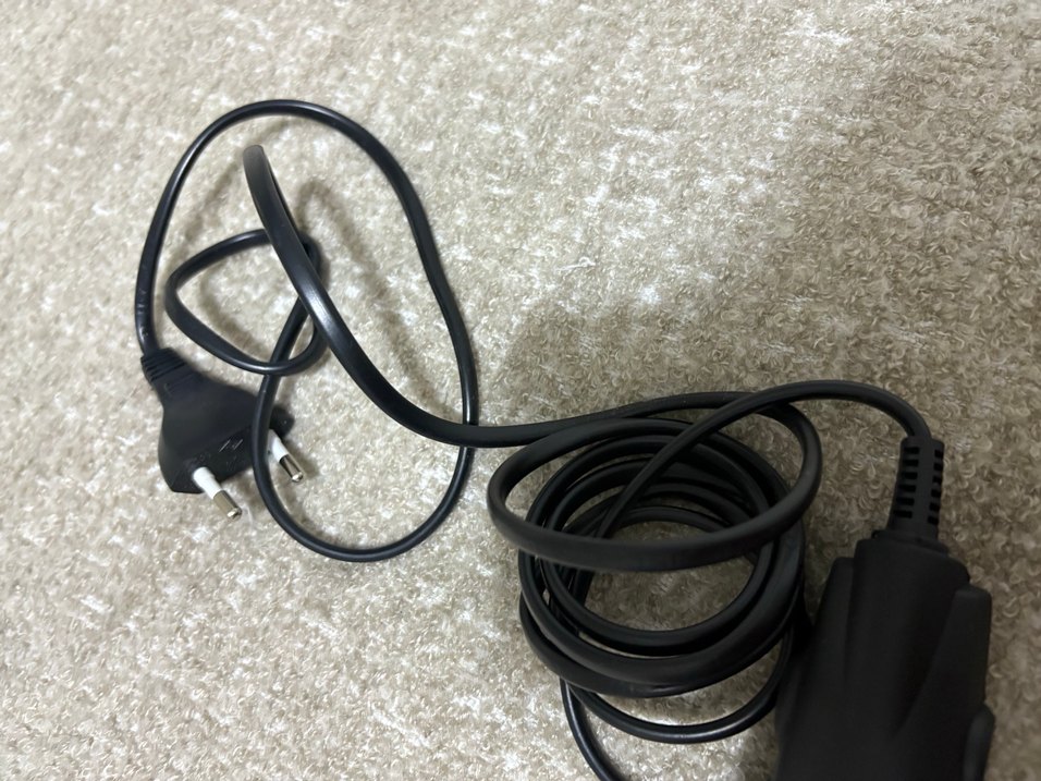 Siyah Saç Düzleştirici - Görsel 4