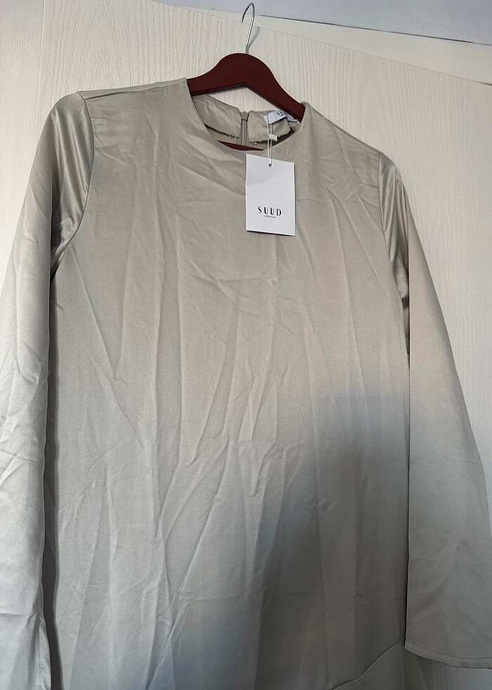 Saten elbise - Görsel 3