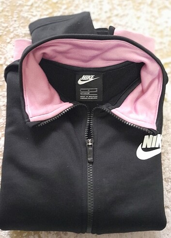 11-12 Yaş Beden Nike kiz cocuk takim