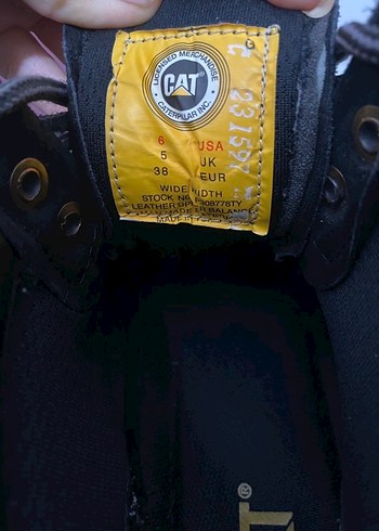 Siyah Caterpillar Kadın Bot - Görsel 4