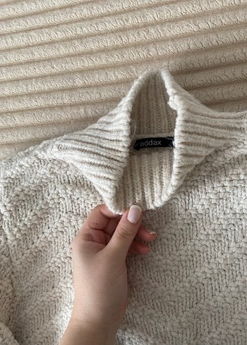 Yüksek Yakalı Örgü Beyaz Kadın Kazak - Görsel 2