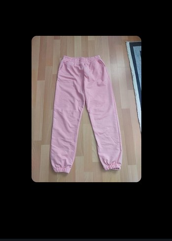Diğer Pembe kısa model tişort ve pantolon