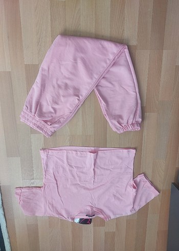 diğer Beden Pembe kısa model tişort ve pantolon