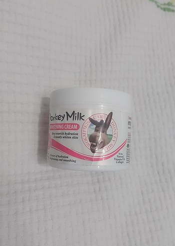 Donkey Milk Beyazlatıcı Kadın Nemlendirici Krem