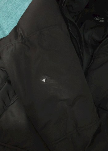 Siyah Kapüşonlu Fermuarlı Kısa Kaban - Görsel 3