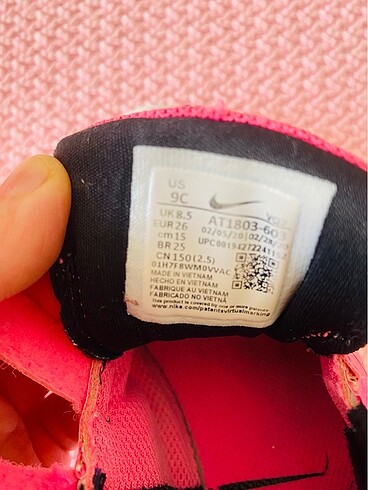 25 Beden pembe Renk Nike kız çocuk ayakkabı