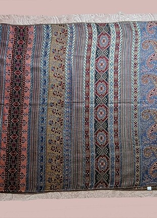 Otantik desenli şal