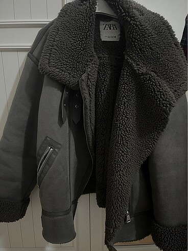 Zara Zara Astar Detaylı Kısa Ceket