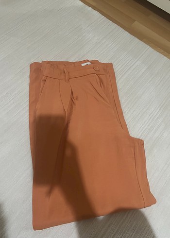 m Beden Somon V Yakalı Kolsuz Kadın Bluz