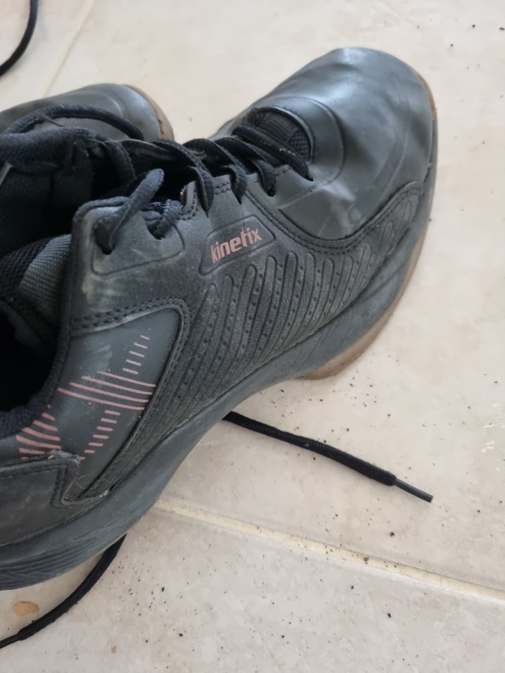 Siyah Bağcıklı Basketbol Ayakkabısı - Görsel 2