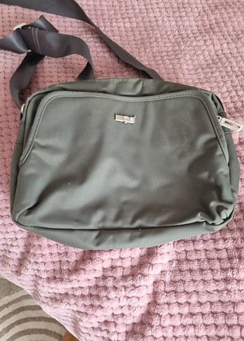 Gri Kadın Askılı Çanta Tokalı - Görsel 3