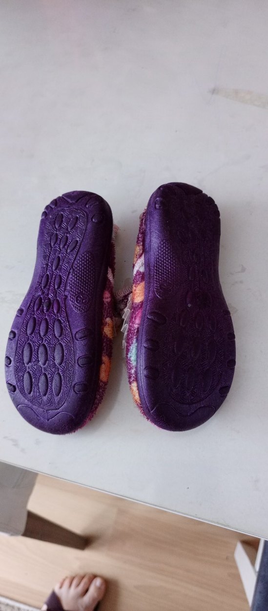 Kızlar için Mor Bağlama Desenli Sıcak Ev Terliği - Görsel 3