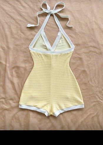 Sarı V Yakalı Kısa Triko Tulum tatlı pijama gibi - Görsel 2