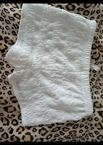 s Beden Dantel Detaylı Beyaz Keten Mini Şort