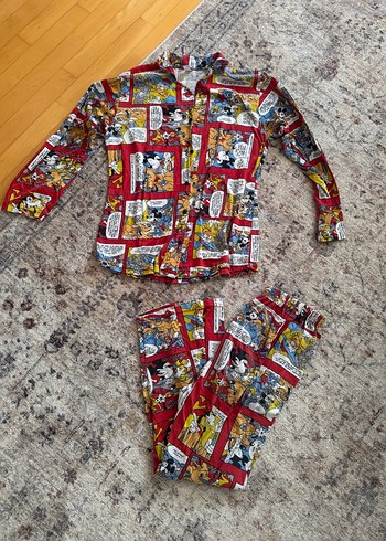 Renkli Baskılı Pijama Takımı