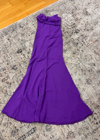 Mor Uzun Drapeli Straplez Abiye Elbise - Görsel 2