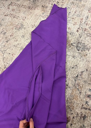 Mor Uzun Drapeli Straplez Abiye Elbise - Görsel 6