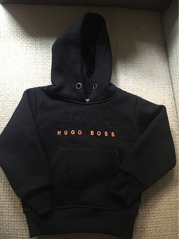 Kapüşonlu sweat