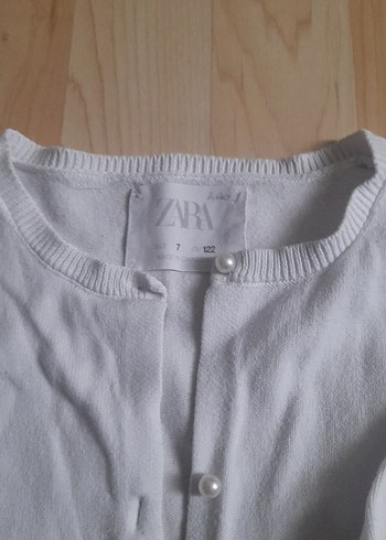 Zara Kız Çocuk Beyaz Düğmeli Keten Hırka