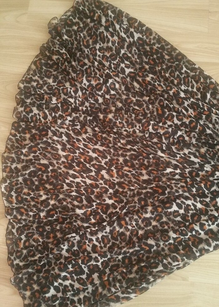 H&M markalı tül elbise - Görsel 3