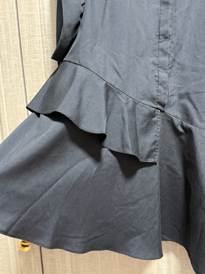 Kadın fırfırlı erkek gömlek - Görsel 3