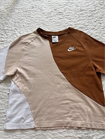 Nike Kız Çocuk Tişört