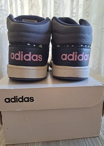 22 Beden Adidas Bebek Bot Ayakkabı