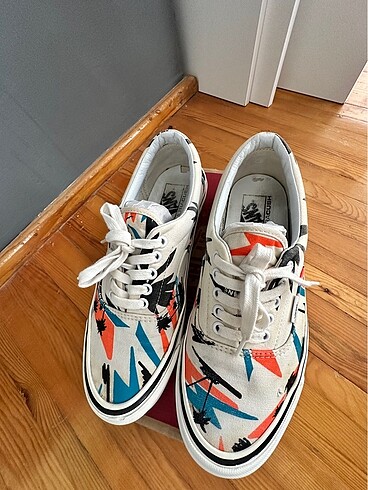 42 Beden beyaz Renk Vans özel seri ayakkabı