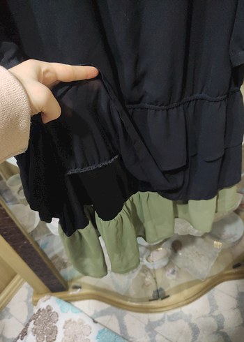 Siyah Volanlı Mini yarım Kollu Elbise - Görsel 2