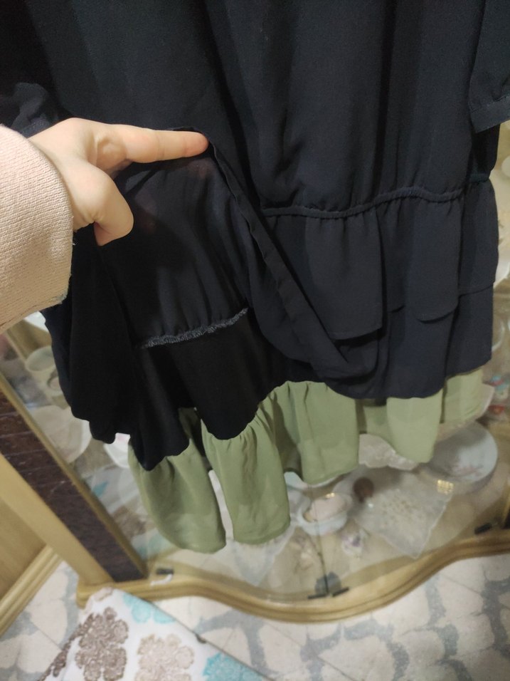 Siyah Volanlı Mini yarım Kollu Elbise - Görsel 2