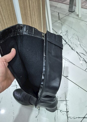 Tokalı Siyah Deri Dizüstü Kadın Çizme - Görsel 4