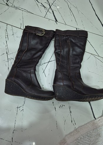 Kahverengi Deri Kadın Dolgu Topuklu Çizme - Görsel 2