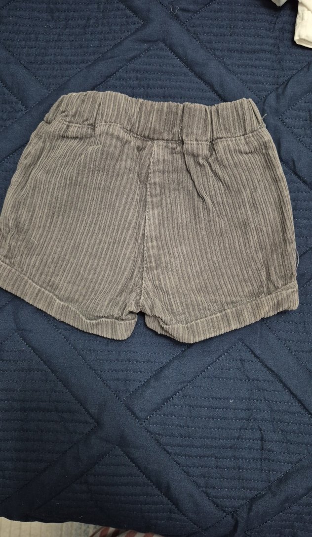 Kız Çocuk Gri Kadife Pliseli Şort - Görsel 4