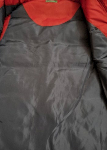 Koyu Kırmızı Kapüşonlu  Yelek - Görsel 5