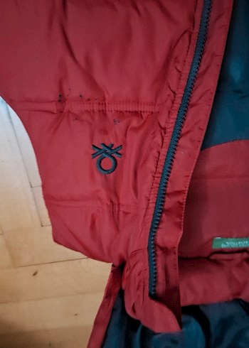 Koyu Kırmızı Kapüşonlu  Yelek - Görsel 4