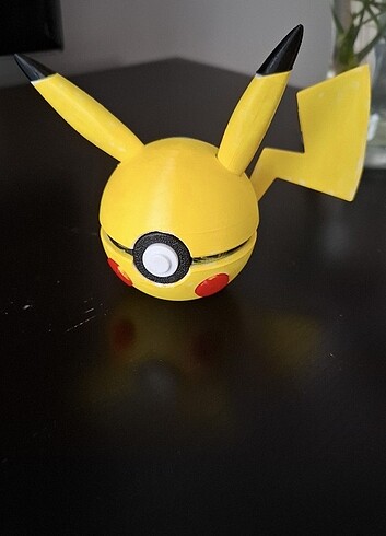 Beden Renk Pikachu...